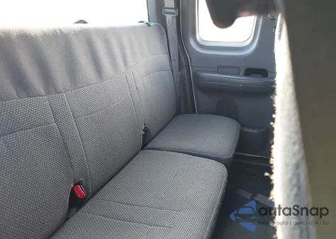 2001 Ford F-150 Lariat/Xl/Xlt из США, поврежденный, VIN 1FTRX18L81KF05443